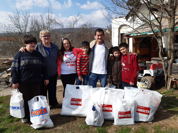 Гавриловићи живе у две мемљиве собе: Помоћ Фондација хуманости Новости осмочланој породици
